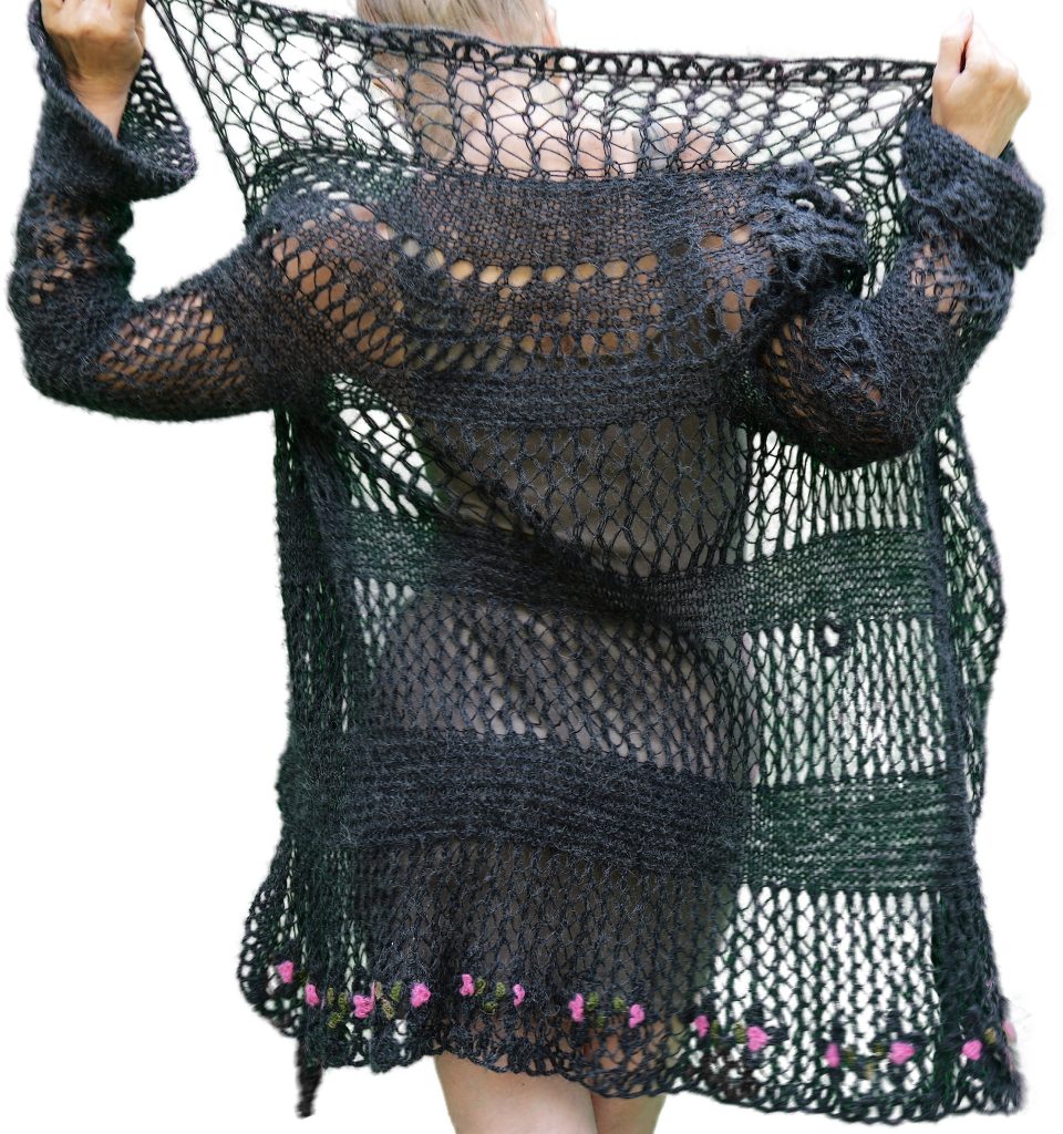 Goottiruusu-takaa-auki-1